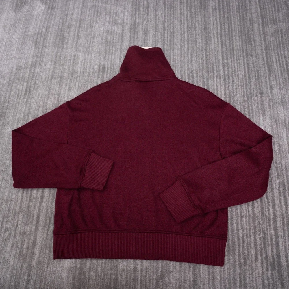 Universal Thread quarter zip